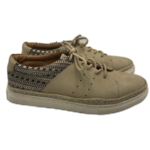 Solebound by Baretraps Posture Women's Sneaker Shoes Sand Tan 6M Lace Up - Picture 1 of 12